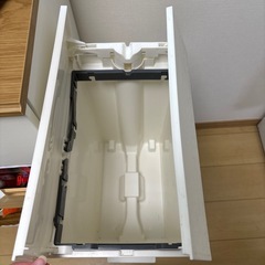 ゴミ箱　の画像
