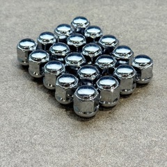 ジムニー新車外し　ナット　20個の画像