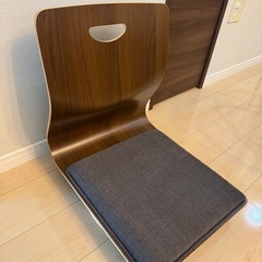 ニトリ　回転式座卓チェア(コラン MBR)の画像