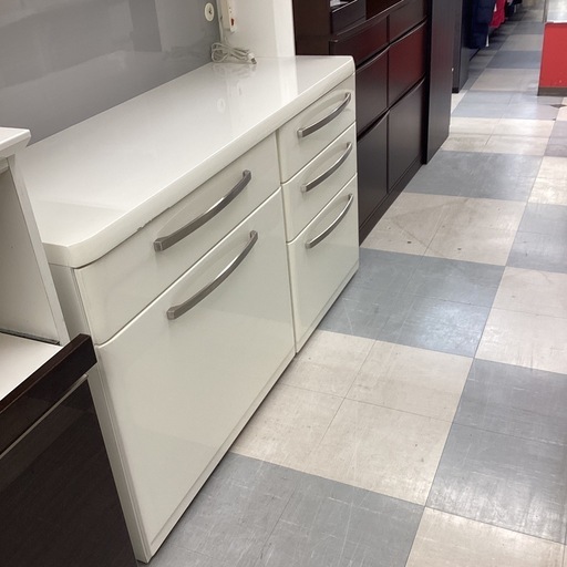 ⭐️春日市⭐️ゴミ箱付き2面レンジボード⭐️レンジボード⭐️二面⭐️ゴミ箱付き⭐️白色⭐️シンプル⭐️収納⭐️定価128,000円⭐️No2063