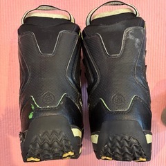 スノーボードブーツの画像