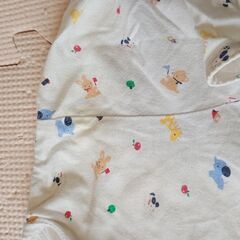 パジャマ　90センチ　ファミリアの画像