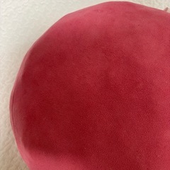 お話中【差し上げます】ピンク　クッションの画像