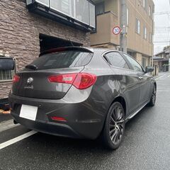 アルファロメオジュリエッタ　スポルティーバ 　ターボ　ETC　パドルシフト　ディスプレイオーディオ　18インチアルミホイール　の画像