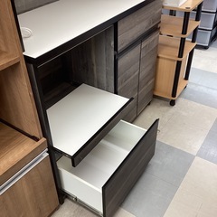 ⭐️春日市⭐️レンジボード⭐️大川家具⭐️木目調⭐️オシャレ⭐️収納力⭐️定価49,990円⭐️No2055の画像