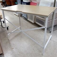 シンプルデスク 幅90cm ワークデスク 机 作業台 木目調 デスク ナチュラル 木目調 ☆ 札幌市北区屯田の画像