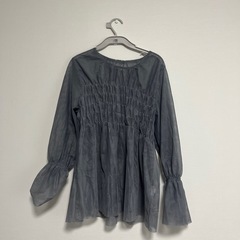 シアー ペプラムトップス