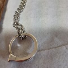 Gucciシルバーの画像