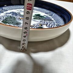 大鉢の画像