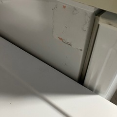 O 2510-373 SHARP ノンフロン冷凍冷蔵庫 SJ-14E3-KW 全定格内容積 137L  2016年製  動作確認済み キズ 汚れあり　の画像