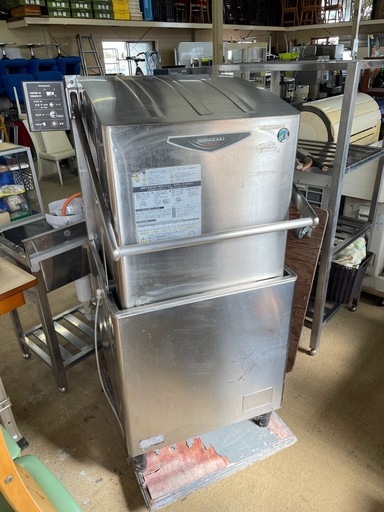 [商談中]✨更に値下げしました✨業務用食洗機 HOSHIZAKI ホシザキ JWE-680UA ✨️格安処分価格✨️