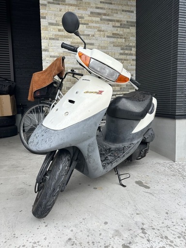 SUZUKI レッツ2 原付　実働 調子良い バッテリー充電 すぐ乗れる 最短で即日の配送も可能ですのでご相談ください 軽くて速いマシン 通勤、通学にいかが？　転売OK 好きにしちゃいな