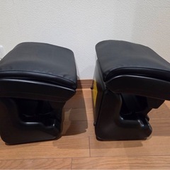 TOYOTA(トヨタ)　純正部品　オットマン08790-28060-CO 2個の画像