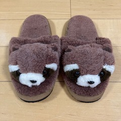 アライグマのもこもこスリッパの画像