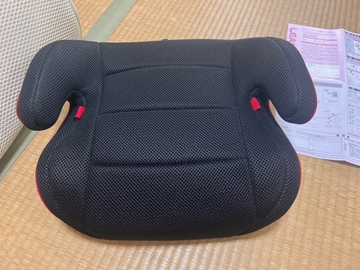 美品！チャイルドシートと子供用椅子(テーブル付き)