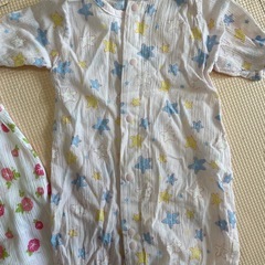 60-70 夏用　ロンパース2着の画像