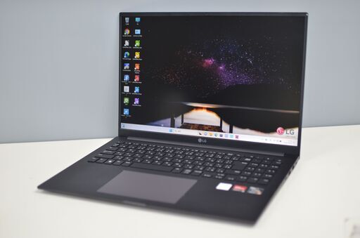 中古良品ノートパソコン LG 16U70Q Windows11+office 爆速SSD512GB AMD Ryzen 5 5625U/メモリ8GB/16インチ/webカメラ/無線内蔵