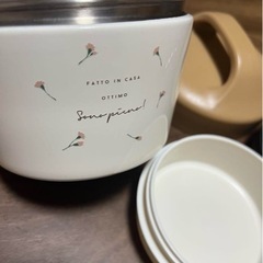 保温弁当箱の画像