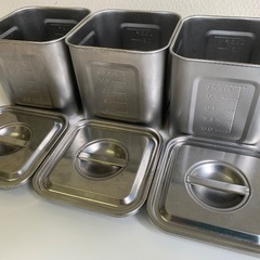 業務用 ステンレス メモリ付き 角型 キッチンポット 2.4L 3個セット 容器おまけつきの画像