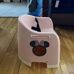 ベビーチェアの画像