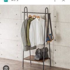 ハンガーラックの画像