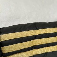adidasフード付きジャンパー(140)の画像