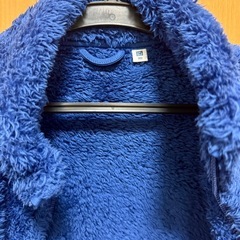 ユニクロ　子供用　青いフリース
ジャケット　140の画像