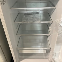 2510-379 ワイセレクト ノンフロン冷凍冷蔵庫 YRZ-F23K 2023年製 全定格内容積  236L 動作確認済み キズ 汚れありの画像