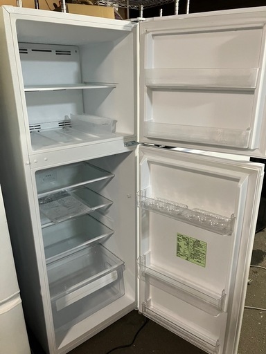 ☆値下げ☆ I　2510-379 ワイセレクト ノンフロン冷凍冷蔵庫 YRZ-F23K 2023年製 全定格内容積  236L 動作確認済み キズ 汚れあり