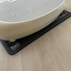 健康器具　ブルブルマシーン
の画像