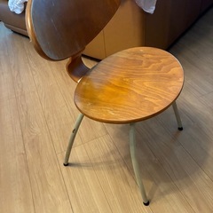 椅子の画像