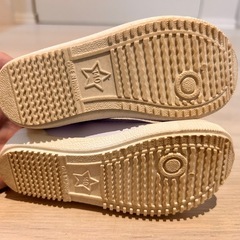 10分1回だけ履いた14cm上履きの画像