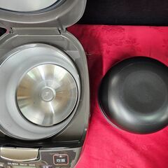 シャープ 炊飯器　 5.5合　 黒厚釜　 球面炊き　画像2 ご飯炊けました KS-S10J-S　2021年製　ek-660ged-10の画像