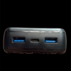 56800mAhの大容量もばモバイルバッテリーの画像