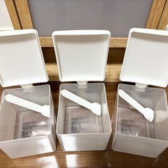 ニトリ 調味料ホルダー 木製 容器付きの画像