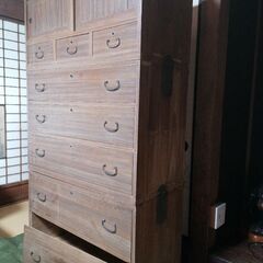 無料でお譲りします  桐箪笥の画像