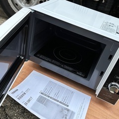 📦【美品】東芝　電子レンジ ER-SM17（2021年製）📦 全国どこでも使えるヘルツフリー＆庫内フラット✨の画像