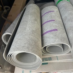 長尺シート切り端サイズさまざまの画像