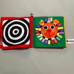 Sassy book 布絵本の画像