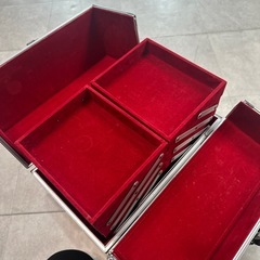 【取引中】化粧品 入れの画像