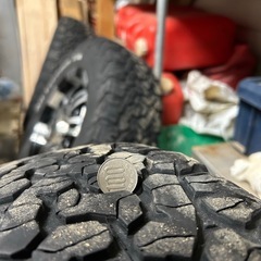 ハイエース用中古アルミホイール、タイヤ4本セットの画像