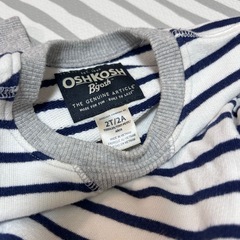 90cm OshKosh B'Goshトレーナー の画像