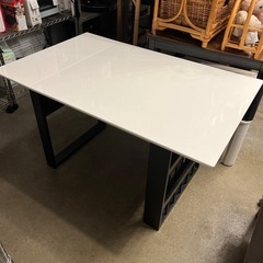 ダイニングテーブル　机　テーブル　横収納つき付き　椅子３セット【短92（奥高さ一緒）長120×75×70】の画像