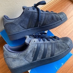 ウィメンズ adidas Superstar ネイビー スニーカー 23.5cmの画像