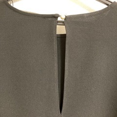 【ZARA】短め真っ黒ワンピースの画像