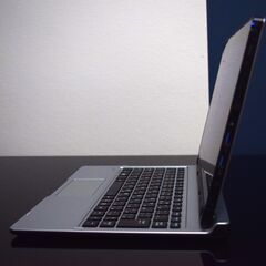 NEC定番2in1最新Windows11メモリ4GB高速SSD60GBWifi接続可能カメラ内蔵の画像