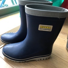 キッズスノーブーツと長靴セットの画像