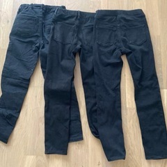 UNIQLOストレッチジーンズ　ブラック　130 3本セットの画像