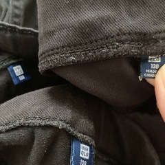 UNIQLOストレッチジーンズ　ブラック　130 3本セットの画像