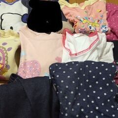 120 夏服と秋冬少し 女の子の画像